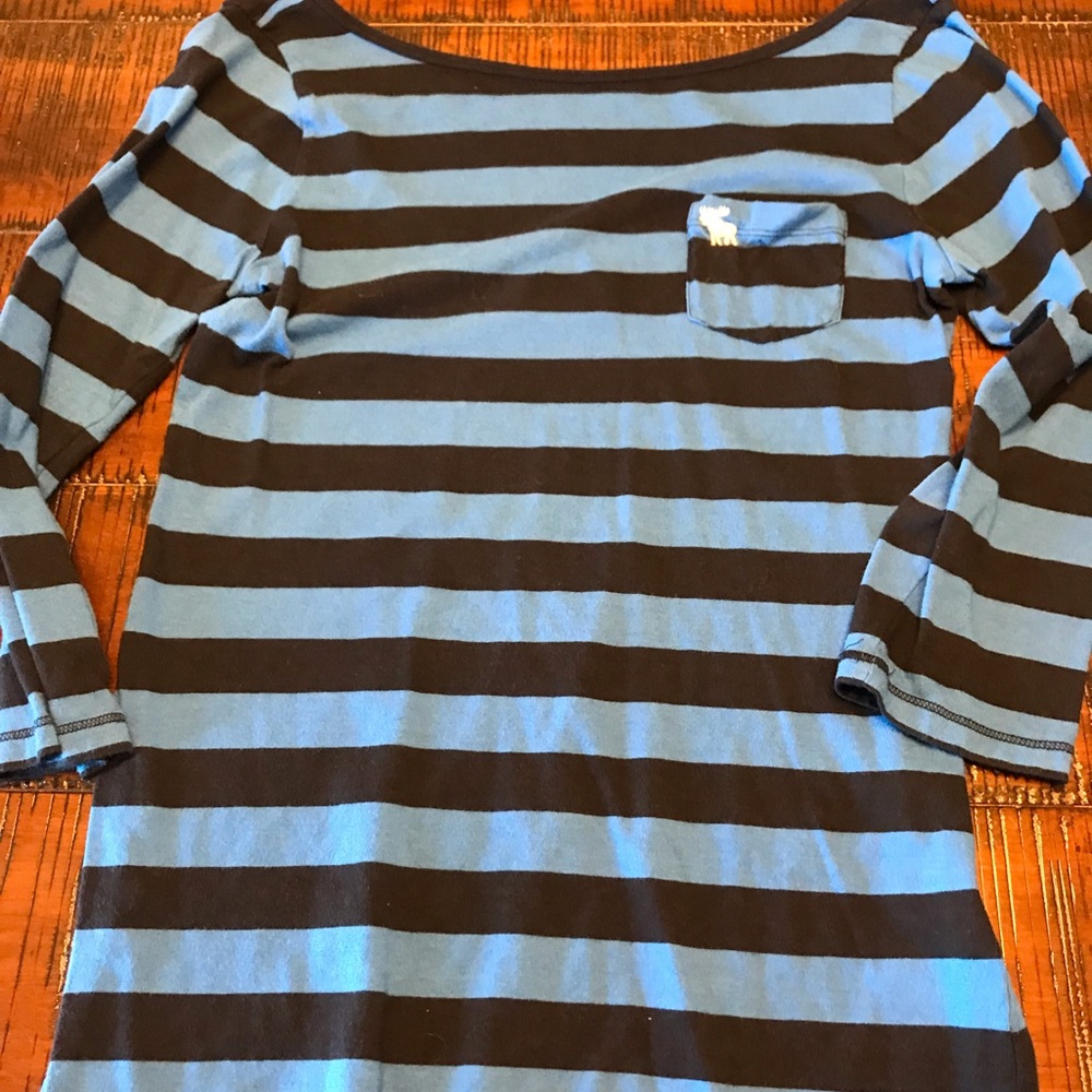 Abercrombie and Fitch 3/4 sleeve shirt